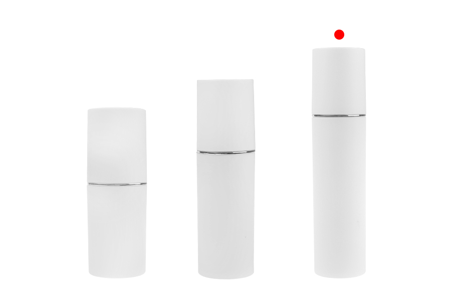 Бутилка от 100 мл в бял МАТОВ цвят със сребърна или златна ивица, със спрей и бяла МАТОВА капачка-изображение_група