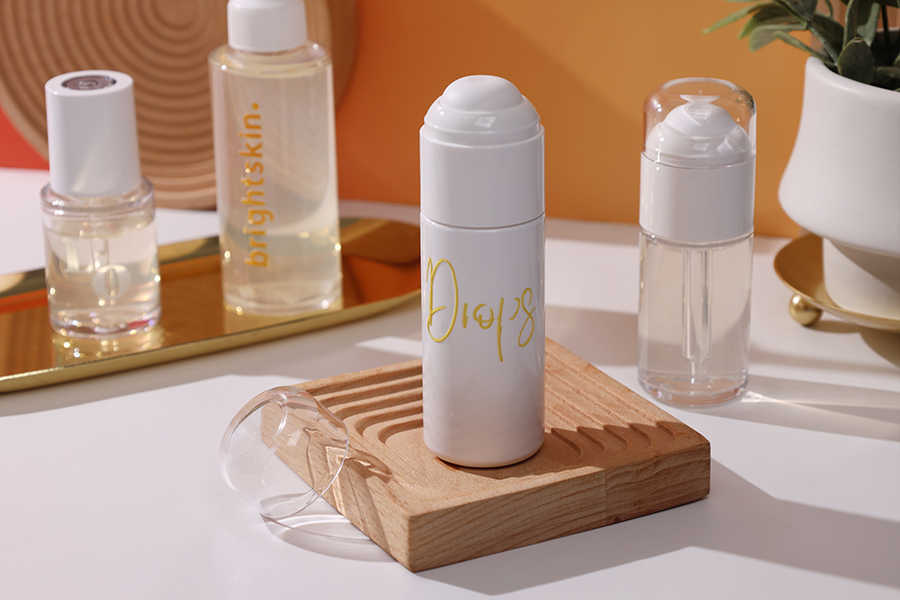 Пластмасова (PETG) бутилка в прозрачен цвят 30 мл с капкомер, прозрачна капачка и отцеждач-изображение_група