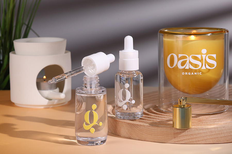 Пластмасова (PETG) прозрачна бутилка от 50 мл с цилиндрична форма с бял капкомер и отцеждач-изображение_група