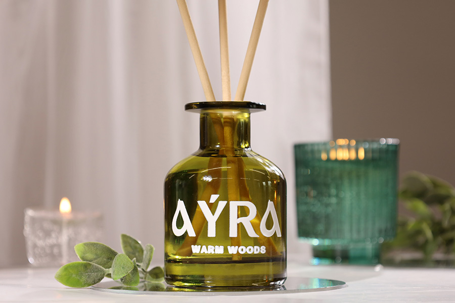 Стъклена матирана или маслиненозелена бутилка 150 мл за ароматизатор-изображение_група