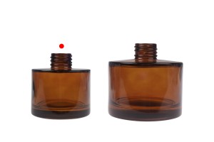 Стъклена цилиндрична бутилка 100 мл  в кехлибарен или маслинен цвят, подходяща за ароматизатори-изображение_група