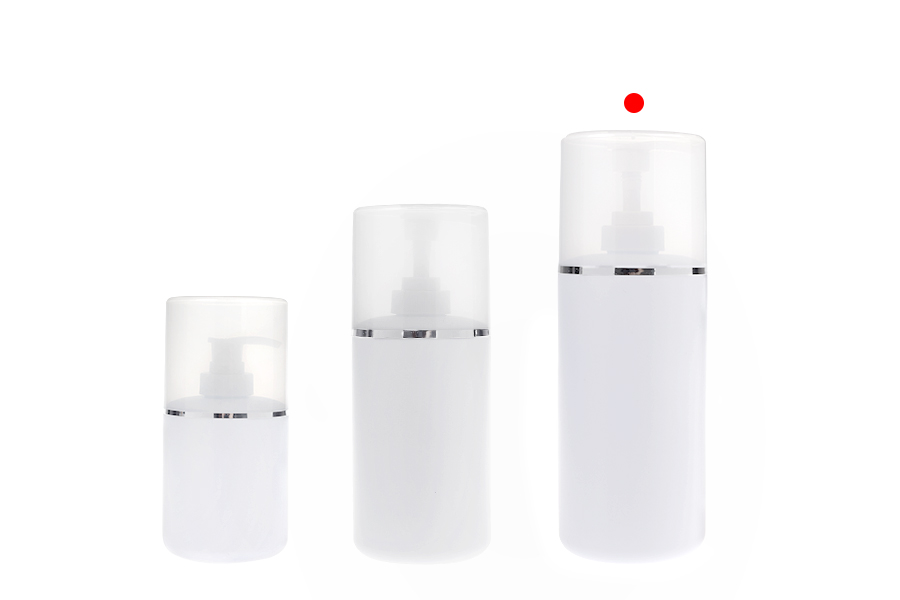 Пластмасова (HDPE) бяла бутилка 500 мл с помпа за крем и прозрачна капачка със сребриста лента-изображение_група