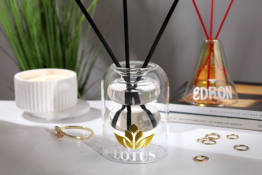 Стъклен двустенен буркан 190 мл (90х120 мм) от духано стъкло подходящ за арома дифузер-изображение_група