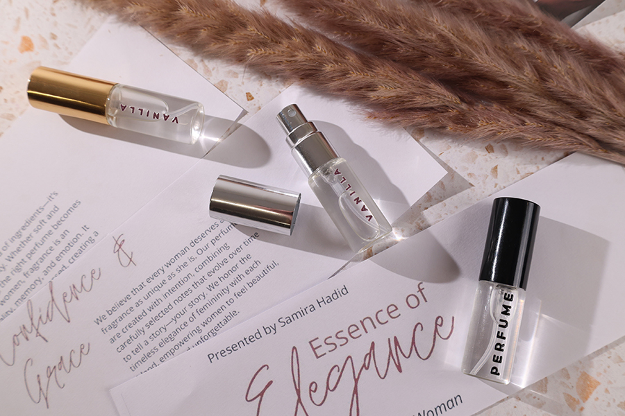 Малки стъклени шишенца 5 мл със спрей пулверизатор-изображение_група