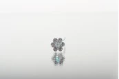 Декоративна метална брошка Маргарита с ширина 11 mm - 20 броя. Декоративна метална брошка Маргарита с ширина 11 mm - 20 броя.