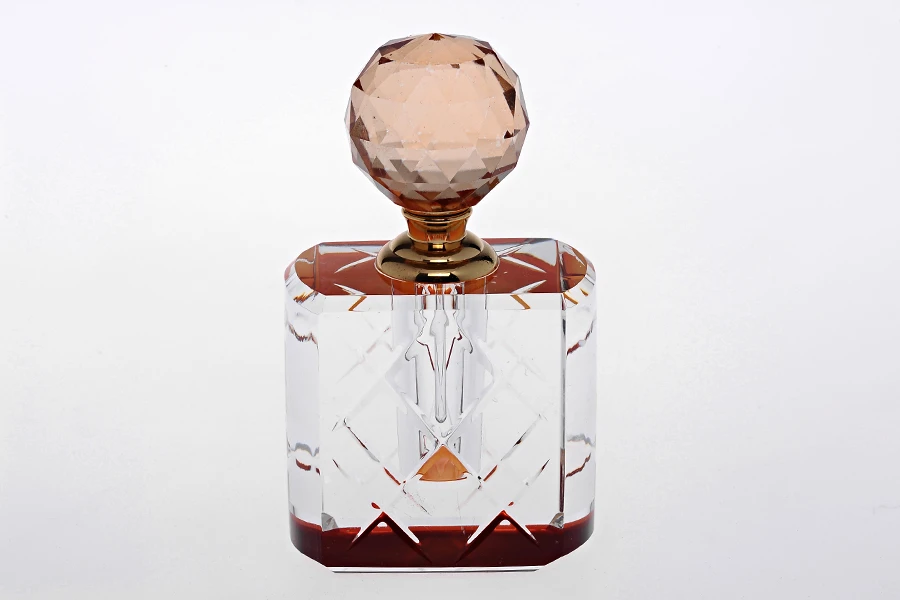 10 ml кристална бутилка с игла и кристална капачка 10 ml кристална бутилка с игла и кристална капачка