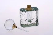 Кристална бутилка 10ml с кристален капак и игла Кристална бутилка 10ml с кристален капак и игла