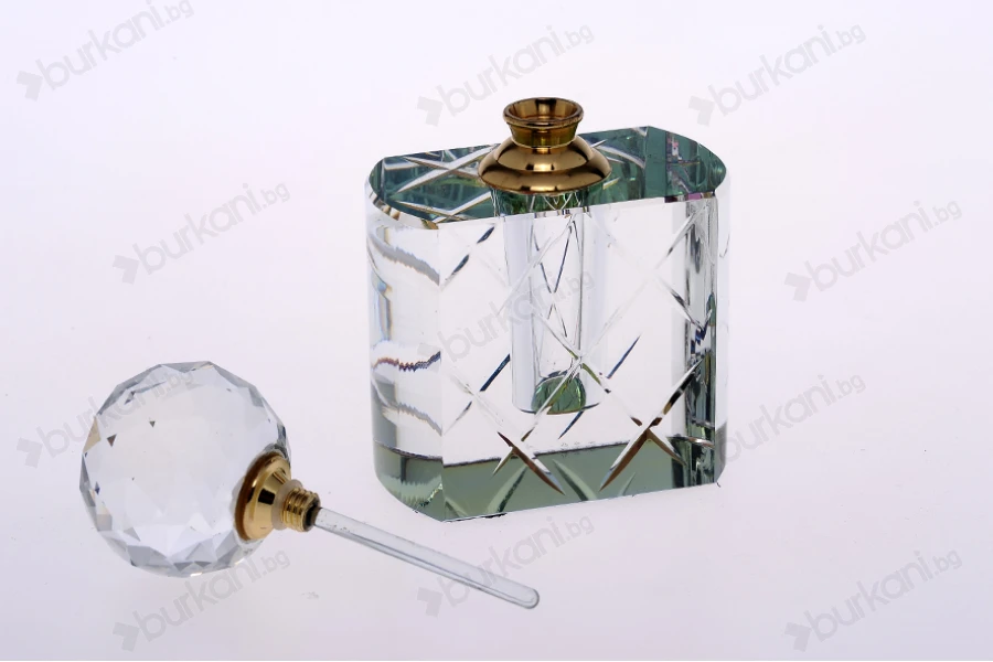 Кристална бутилка 10ml с кристален капак и игла-
