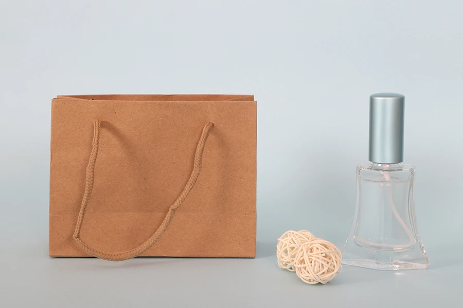 Τσάντα δώρου χάρτινη κραφτ - κορδόνι 3 mm με ωραία υφή στην απόχρωση της τσάντας 110x60x144-изображение_група