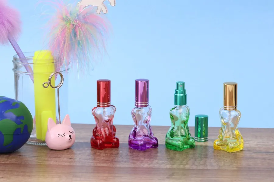 Малки стъклени шишенца "Мече" за парфюм  със спрей и с капачка 10 мл-изображение_група