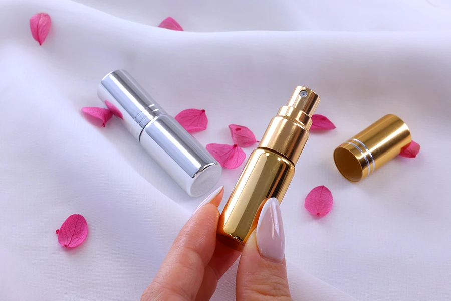 Стъклена бутилка 5 мл със спрей и капачка Тестер Стъклена бутилка 5 мл със спрей и капачка Тестер-изображение_група