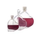 Стъклена бутилка във формата на сърце 100 ml Стъклена бутилка във формата на сърце 100 ml