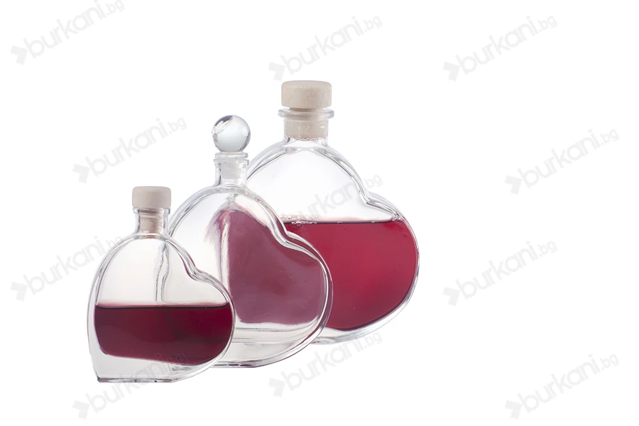 Стъклена бутилка във формата на сърце 100 ml-