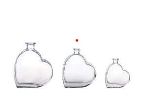 Стъклена бутилка във формата на сърце 100 ml-4