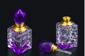 Кристална бутилка от 5 ml с кристална капачка и игла в 6 цвята Кристална бутилка от 5 ml с кристална капачка и игла в 6 цвята
