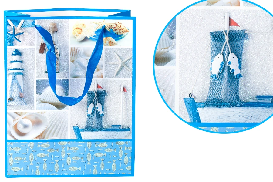 Подаръчна чанта със  сатенена дръжка с размери 210x100x260 мм-изображение_група