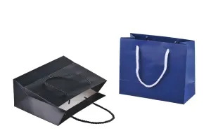 Подаръчна чанта с дръжки в 2 цвята  - 220x95x180-1