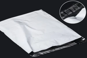 Самозалепващи се водоустойвичи пликове  350x450 mm - 100 бр.-1