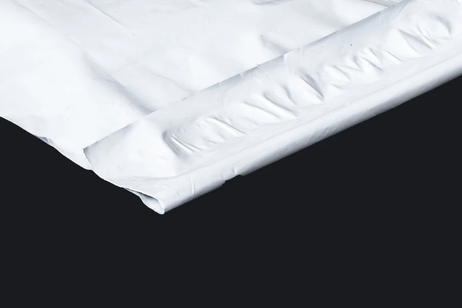 Водоустойчиви пликове с размери  380x520 mm - 100 бр.
