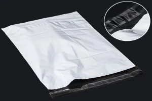 Самозалепващ се водоусторйчив плик PE за куриери с размери 280x420 mm - 100 бр.-1