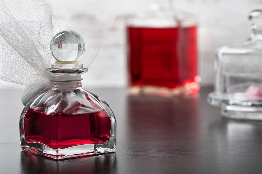 Стъклена квадратна бутилка 50 мл-изображение_група