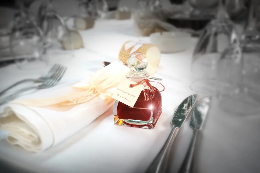 Стъклена квадратна бутилка 50 мл-изображение_група