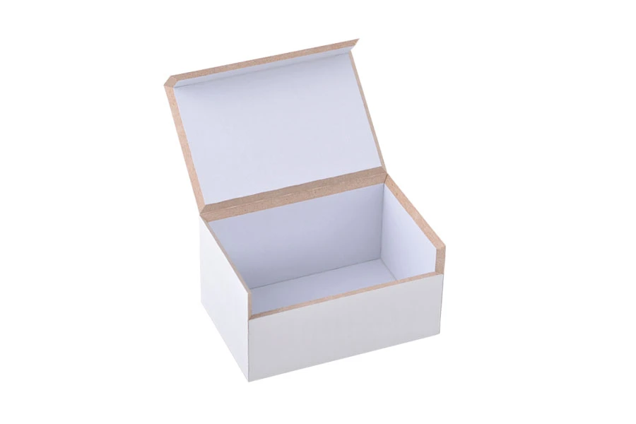 Дървена бяла кутов с размери  75x50x40-изображение_група