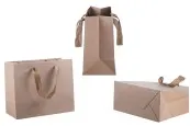 Крафт подаръчна чанта с дръжки с размери  220x100x180 мм-