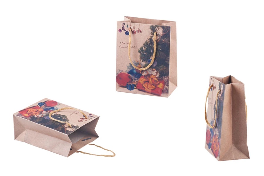 Коледна подаръчна торбичка с размери  115x60x145-изображение_група