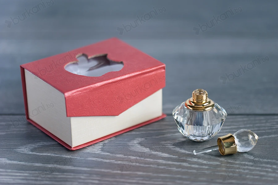 Кристална бутилка от 3 ml с кристална капачка и игла-