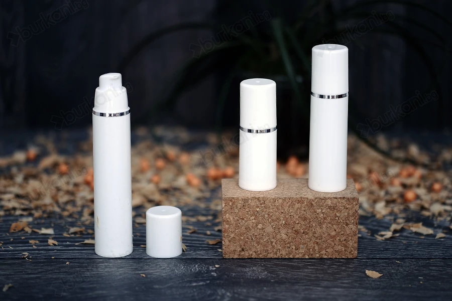 Пластасова Airless опаковка  50 ml (бяла със сребриста лента)-изображение_група