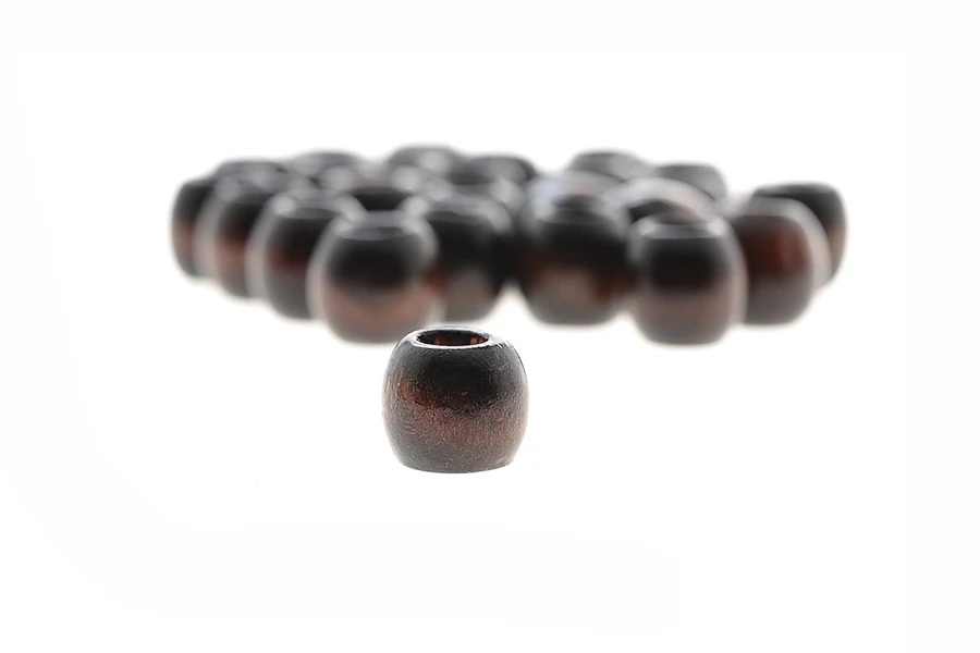 Малки кафяви декоративни дървени мънисти  10x10-