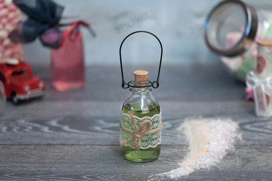 Стъклена бутилка с метална дръжка и коркова тапа  100ml-изображение_група