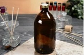 Стъклена фармацевтична бурилка 1000 ml Стъклена фармацевтична бурилка 1000 ml