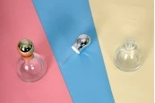 Стъклена бутилка от 50 ml с капкомер, с цедка и с капачка