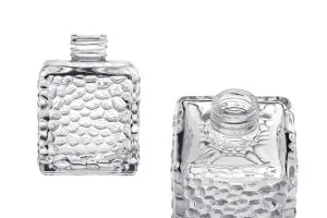 Квадратна стъклена бутилка 200 ml (PP 28) с релефен дизайн за ароматизатор, дифузер-1
