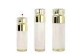 Луксозна акрилна бутилка Airless 30 ml Луксозна акрилна бутилка Airless 30 ml
