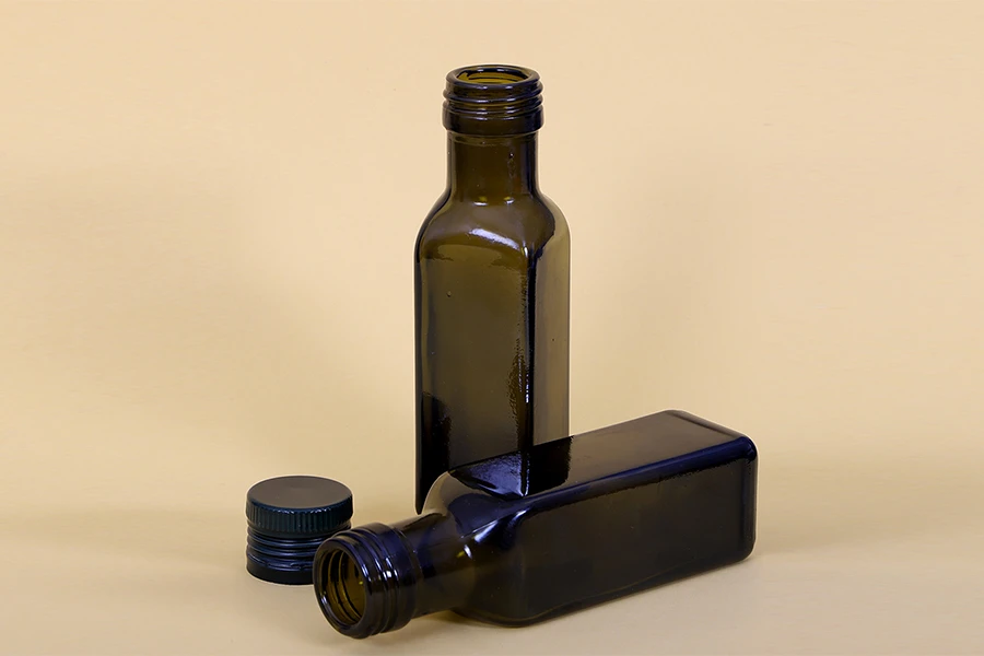 Стъклена бутилка 100 ml Мараска PP 31.5 Уваг Стъклена бутилка 100 ml Мараска PP 31.5 Уваг