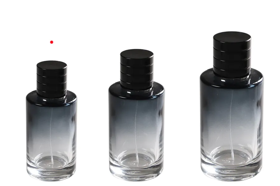 Стъклена бутилка за парфюм със спрей и капачка (PP 15) - 30 ml Стъклена бутилка за парфюм със спрей и капачка (PP 15) - 30 ml