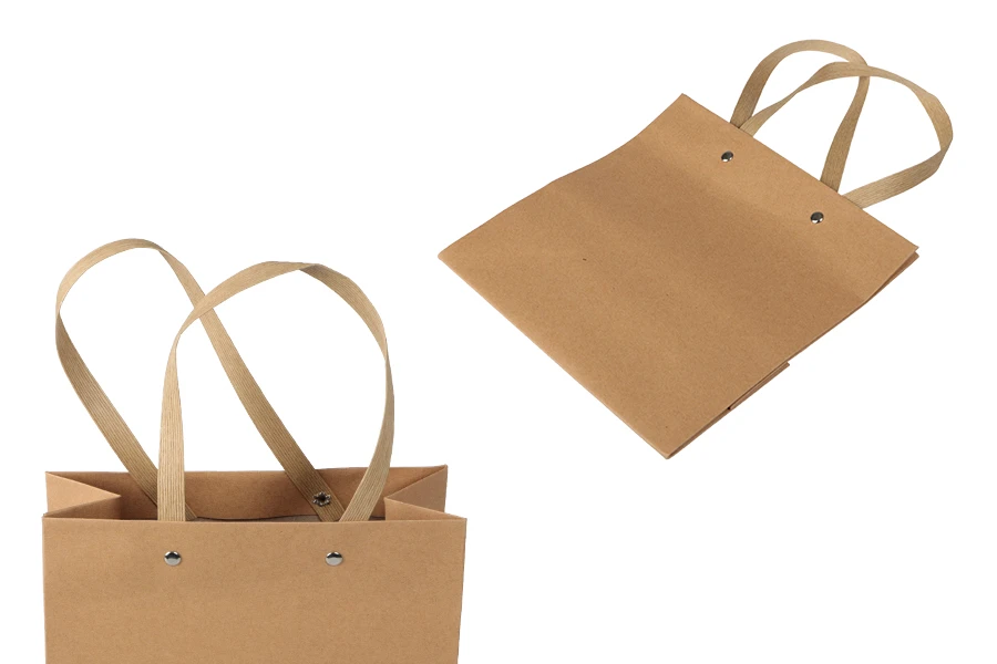 Хартиени торбички със златисти дръжки 200x90x200 mm-