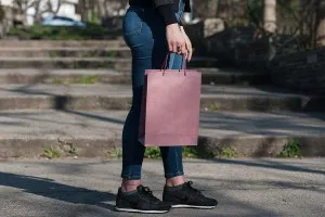 Хартиени торбички с размер 250x100x330 mm в различни цветове-2