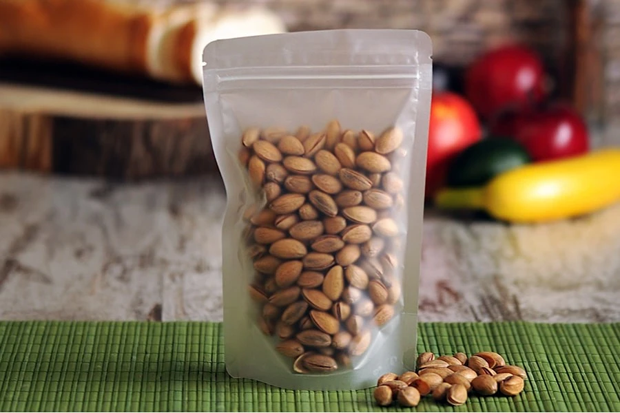 Прозрачна опаковка  Doy Pack с "цип"  затваряне и възможност за термопечатане 130x40x200 mm - 50 бр-изображение_група