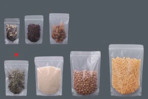 Прозрачна опаковка  Doy Pack с "цип"  затваряне и възможност за термопечатане 150x40x220 mm - 50 бр-изображение_група