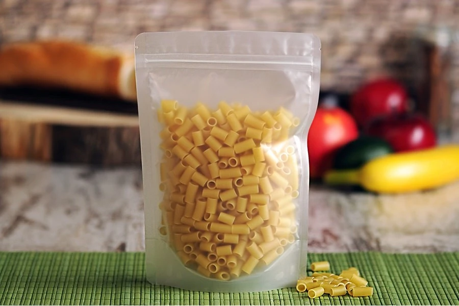 Прозрачна опаковка  Doy Pack с "цип"  затваряне и възможност за термопечатане 150x40x220 mm - 50 бр-изображение_група