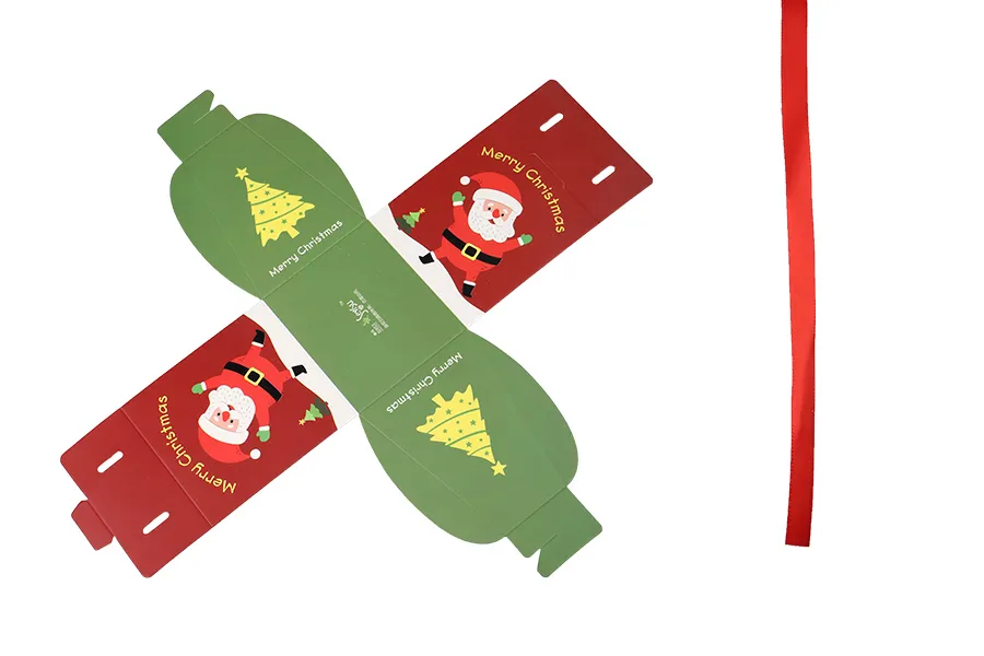 Коледна хартиена подаръчна кутия 80х70х90 мм с панделка - 10 бр-изображение_група