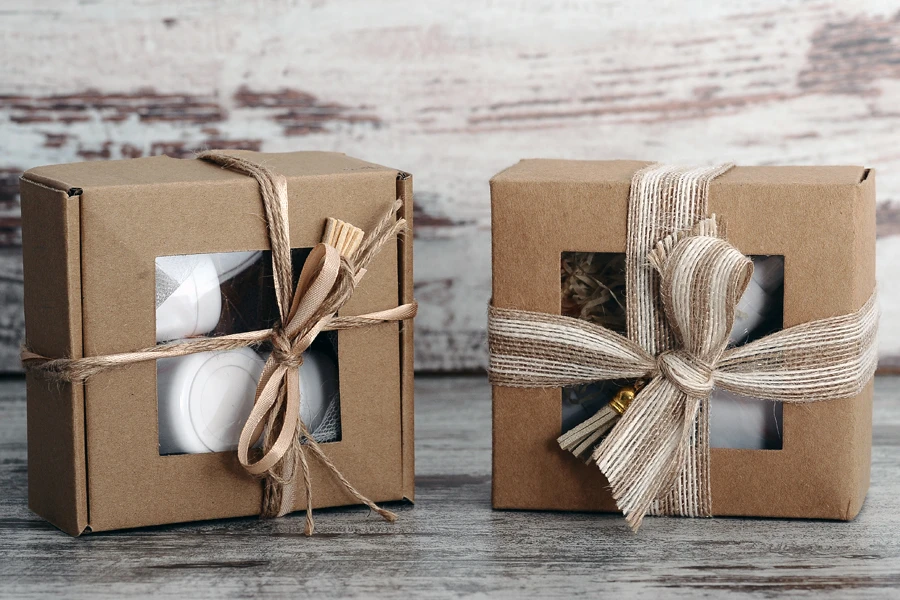 Крафт Кутия с прозорец с размери 130x120x60 mm Крафт Кутия с прозорец с размери 130x120x60 mm-изображение_група