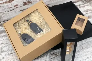 Опаковъчна кутия от крафт хартия с прозорец 300x300x70 mm - Опаковка 20 бр-2