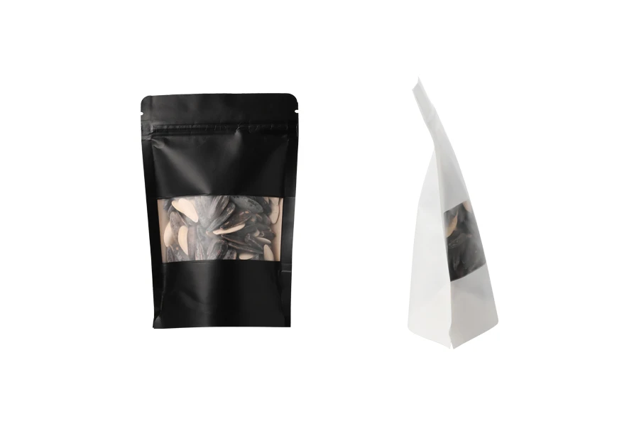 Крафт опаковка тип  Doy Pack, с "цип"  с размери 100x35x150 mm, с прозорец и възможност за термозапечатване - 100 бр. Крафт опаковка тип  Doy Pack, с "цип"  с размери 100x35x150 mm, с прозорец и възможност за термозапечатване - 100 бр.