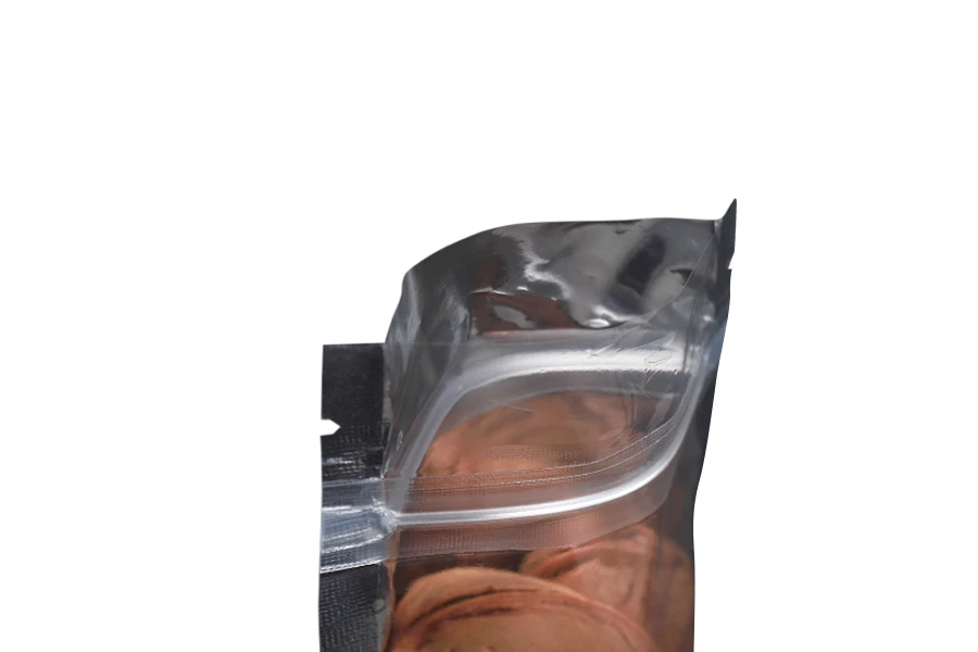 Опаковак Doy Pack с размери 120x40x170 mm с цип затваряне, алуминиева задна част и прозрачна предна част -100 бр. Опаковак Doy Pack с размери 120x40x170 mm с цип затваряне, алуминиева задна част и прозрачна предна част -100 бр.