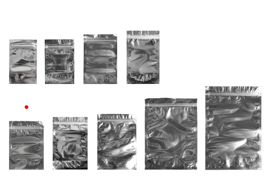 Опаковак Doy Pack с размери 120x40x170 mm с цип затваряне, алуминиева задна част и прозрачна предна част -100 бр. Опаковак Doy Pack с размери 120x40x170 mm с цип затваряне, алуминиева задна част и прозрачна предна част -100 бр.
